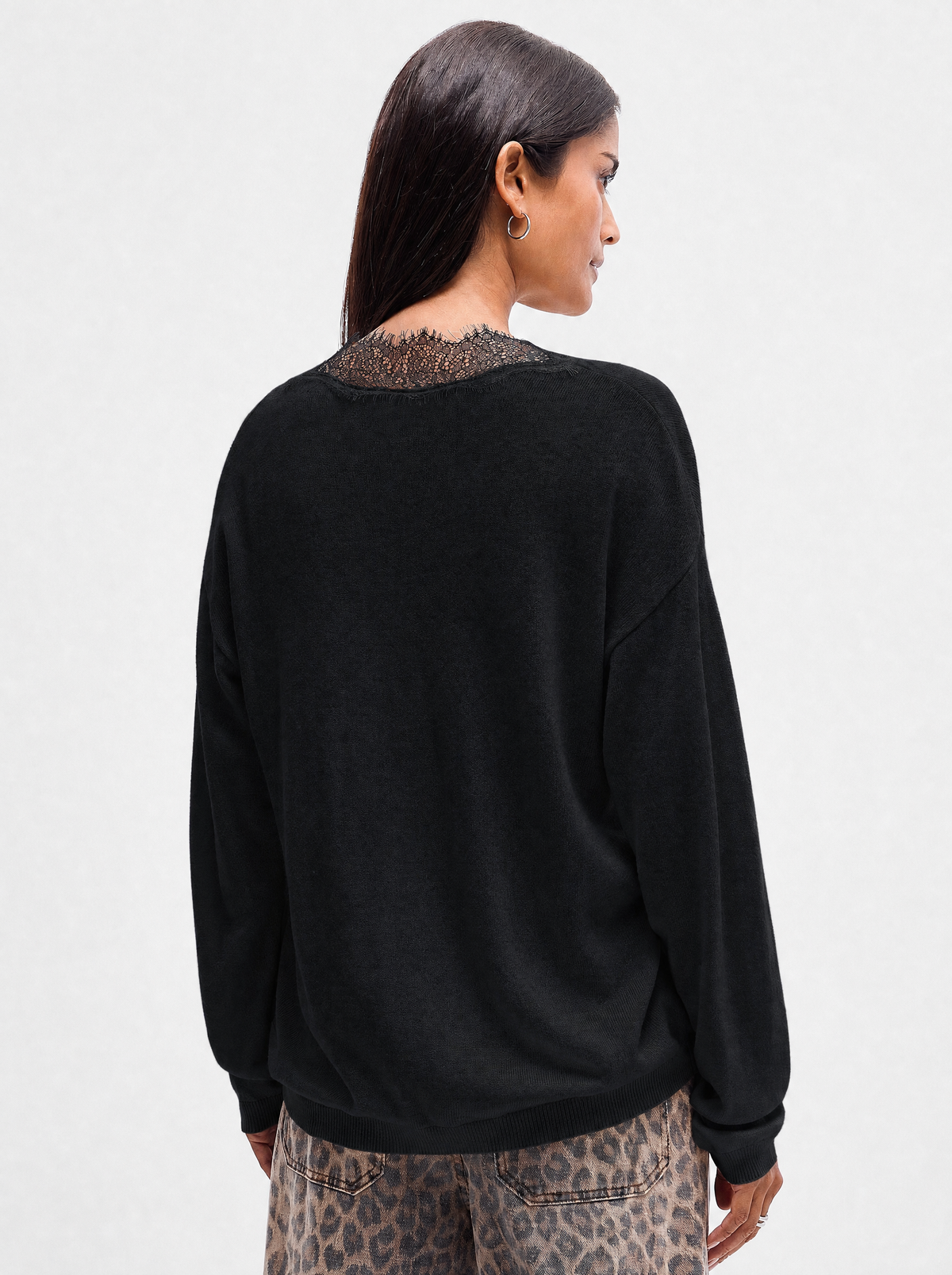 Jersey negro encaje SAGO