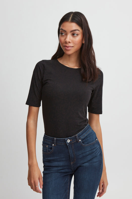 Camiseta básica negra AVA