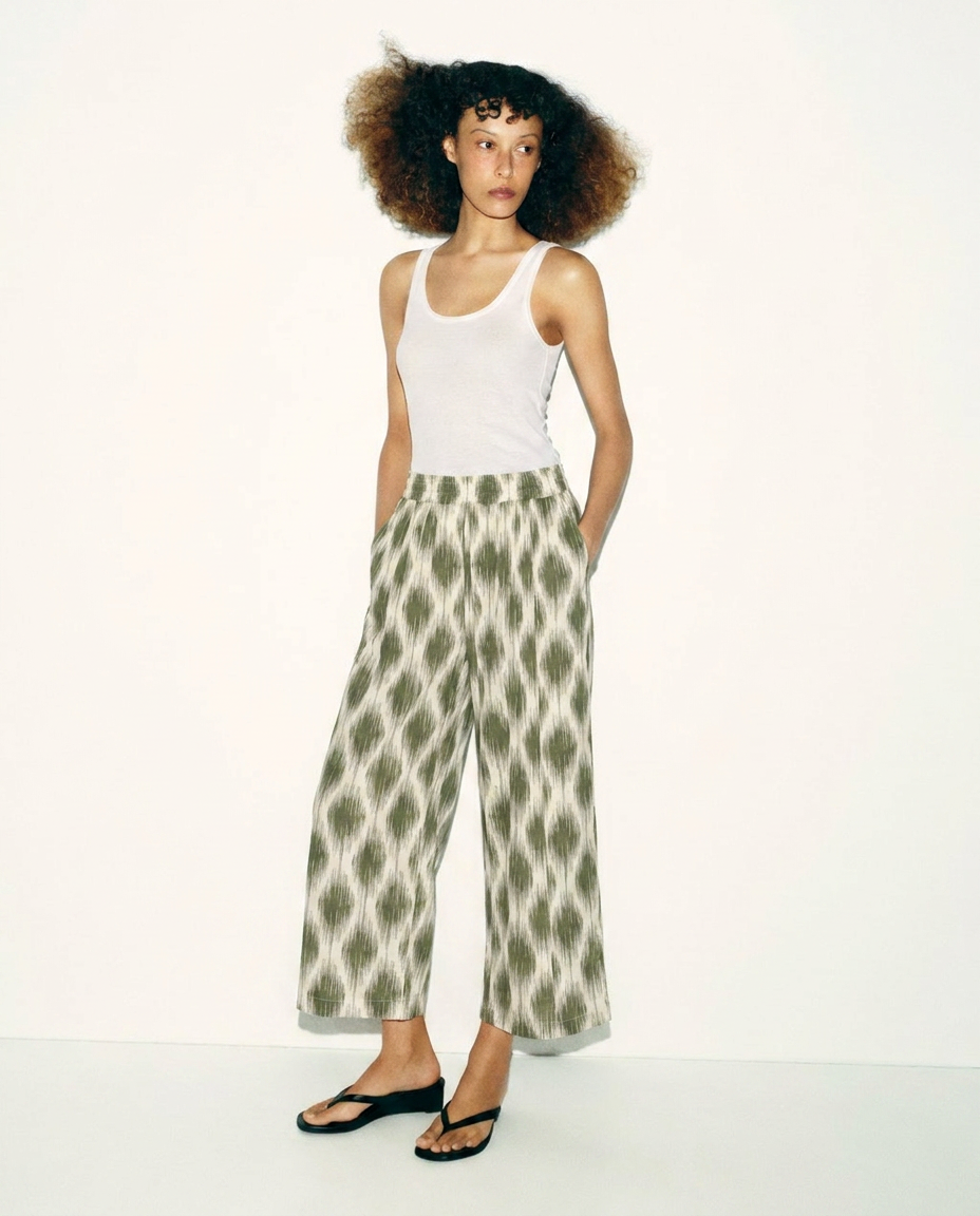 Pantalón estampado crop DALAKKA