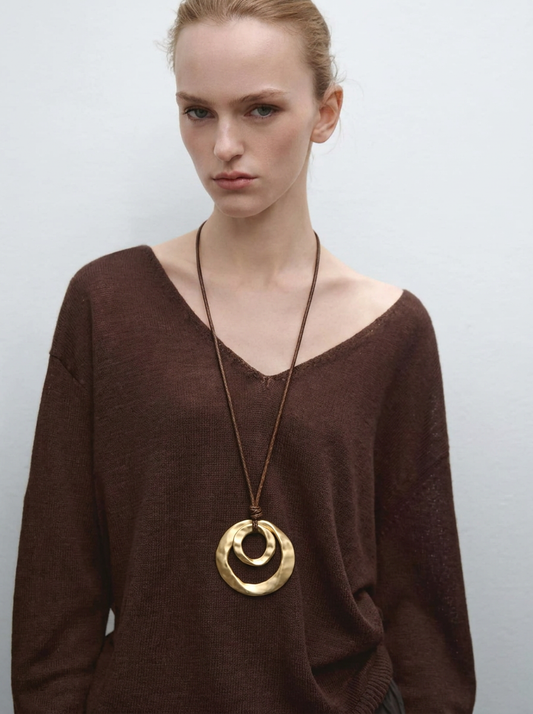 Collar largo con doble aro dorado