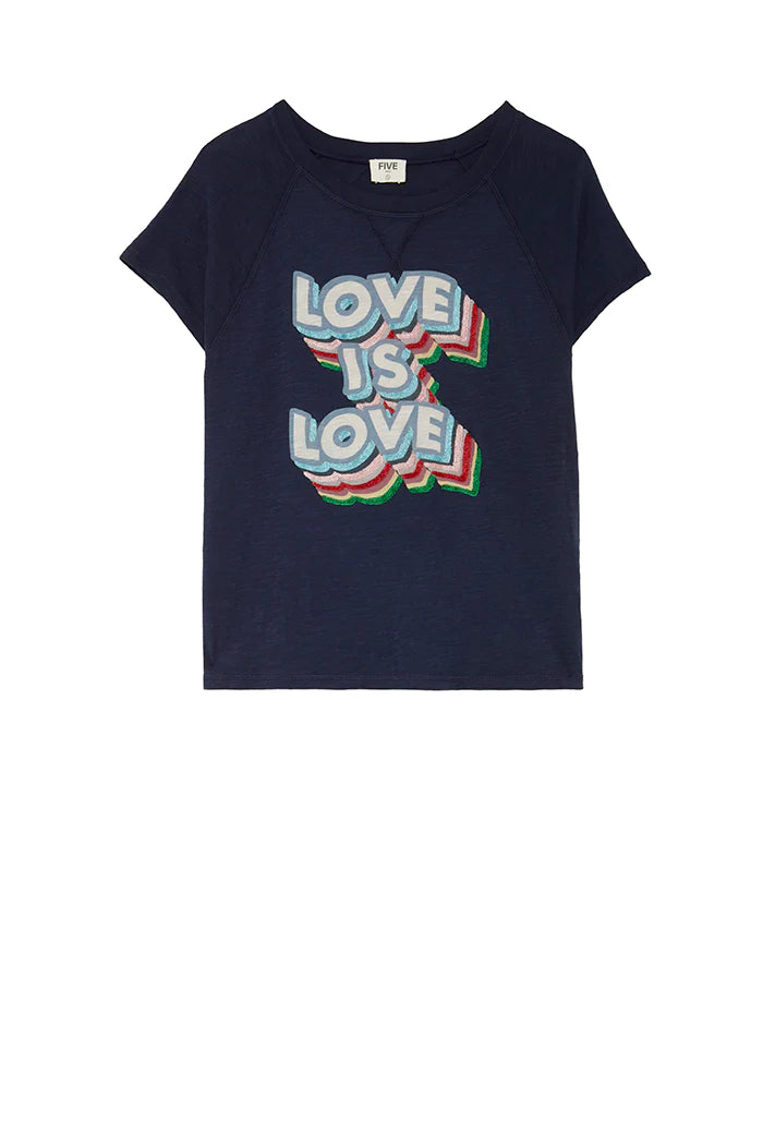 Camiseta marino LOVE IS LOVE