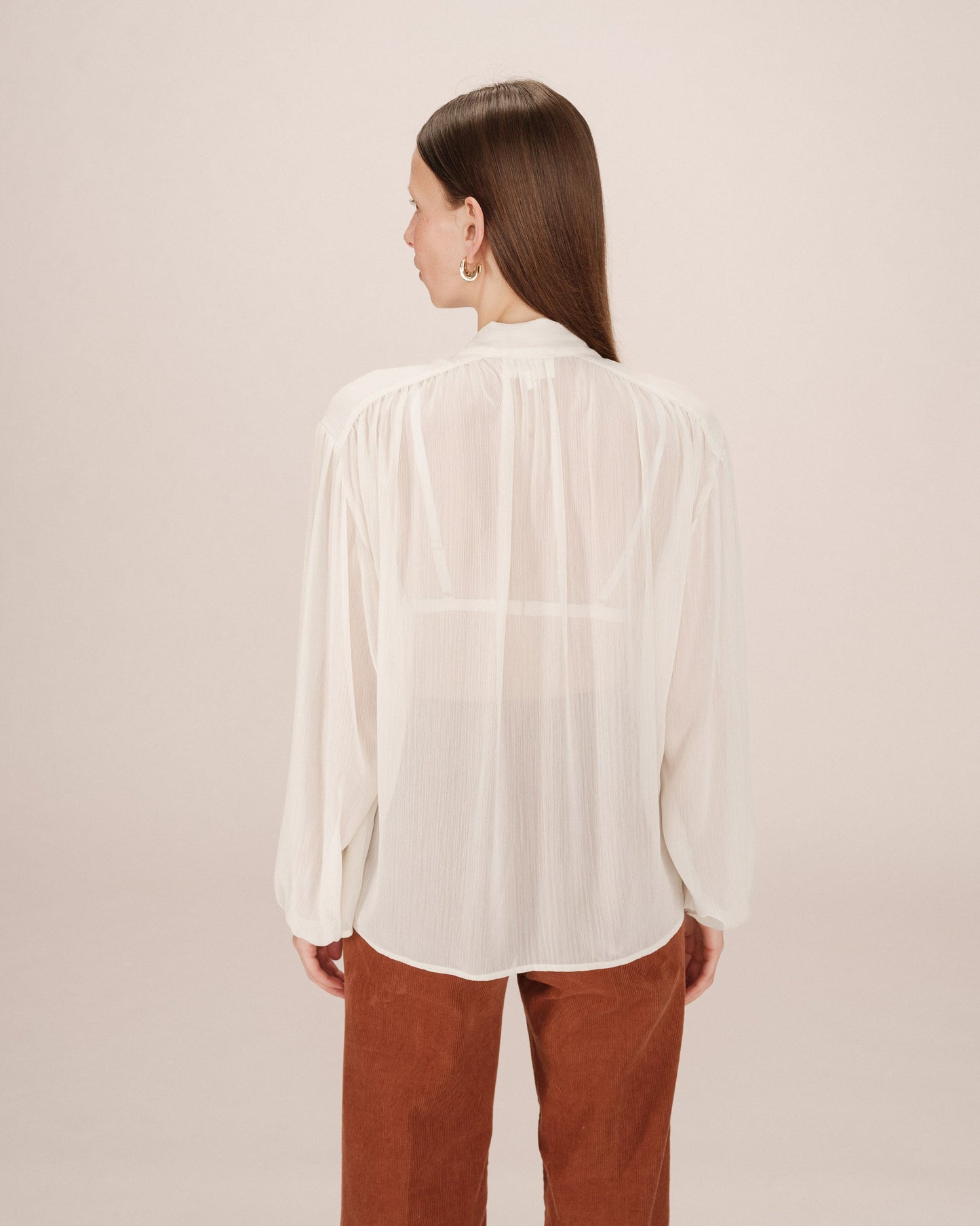 Blusa vaporosa crudo BLOSSOM