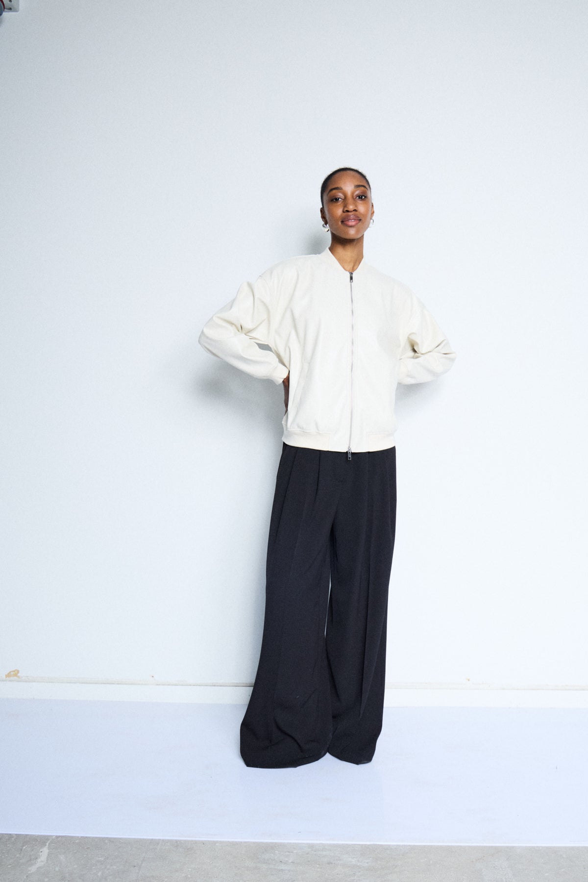 Pantalón negro DARTO