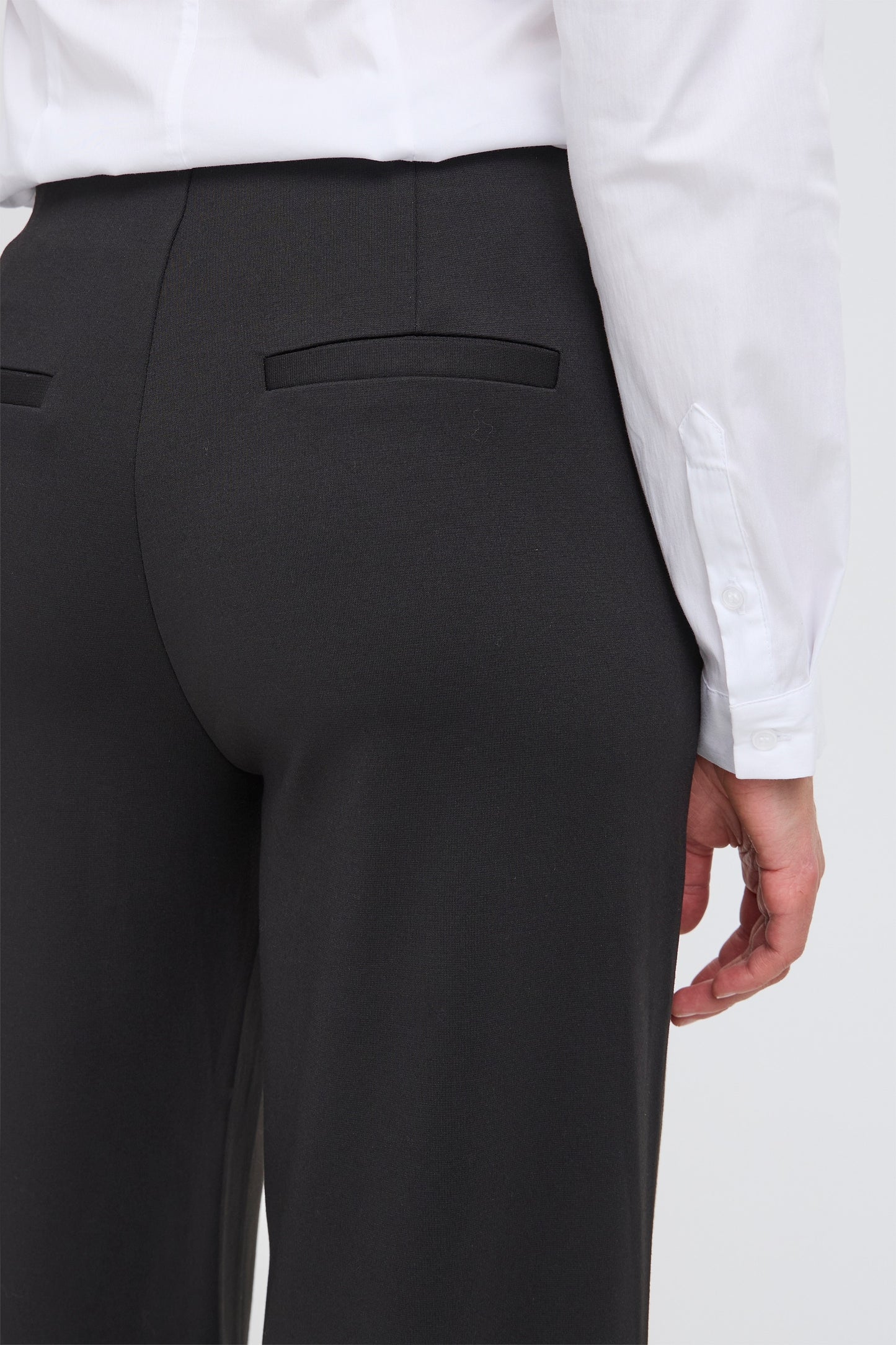Pantalón super comfy con goma BLAIRE