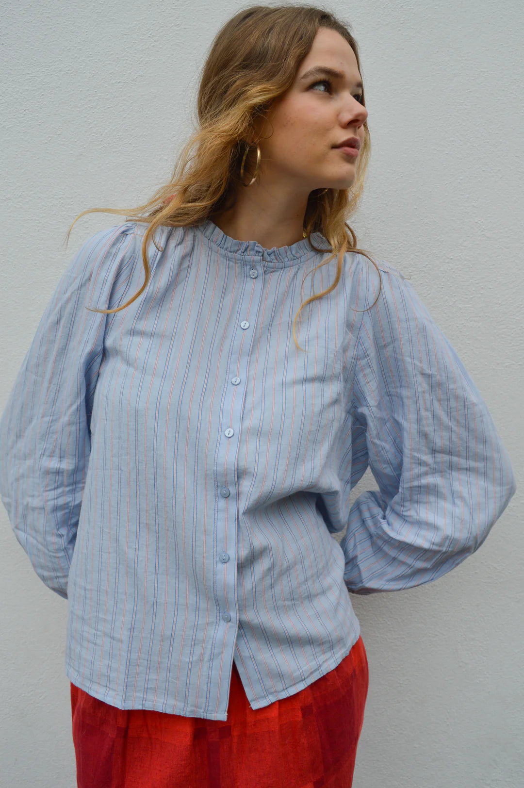 Blusa azul con rayas AROLA