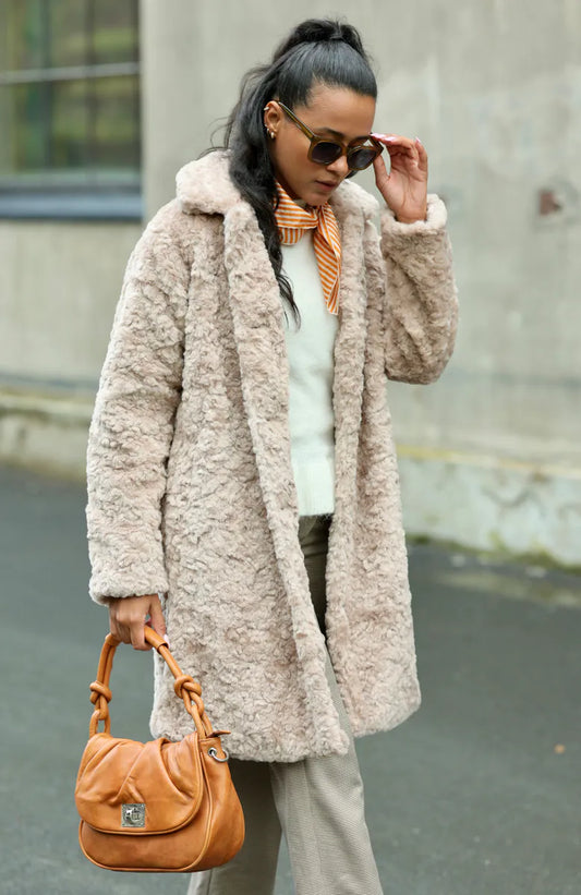 Abrigo teddy beige