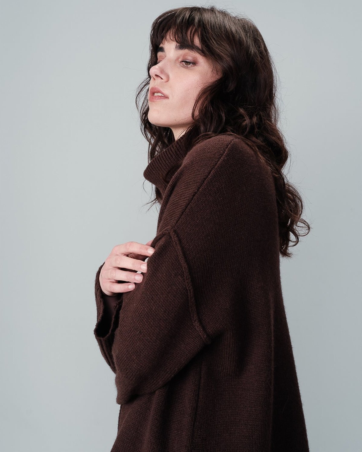 Jersey cuello alto CHOCOLATE