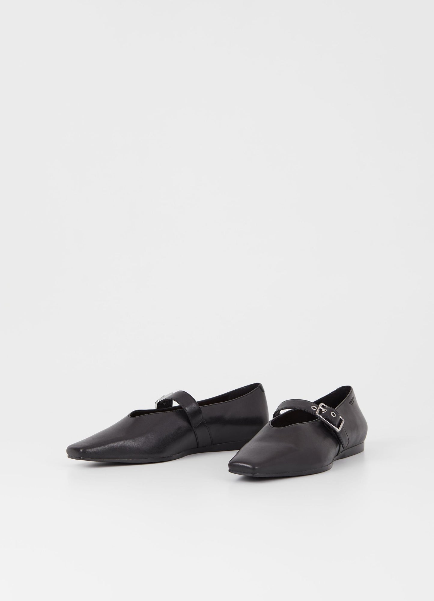 Bailarina negra de piel VIOLETA
